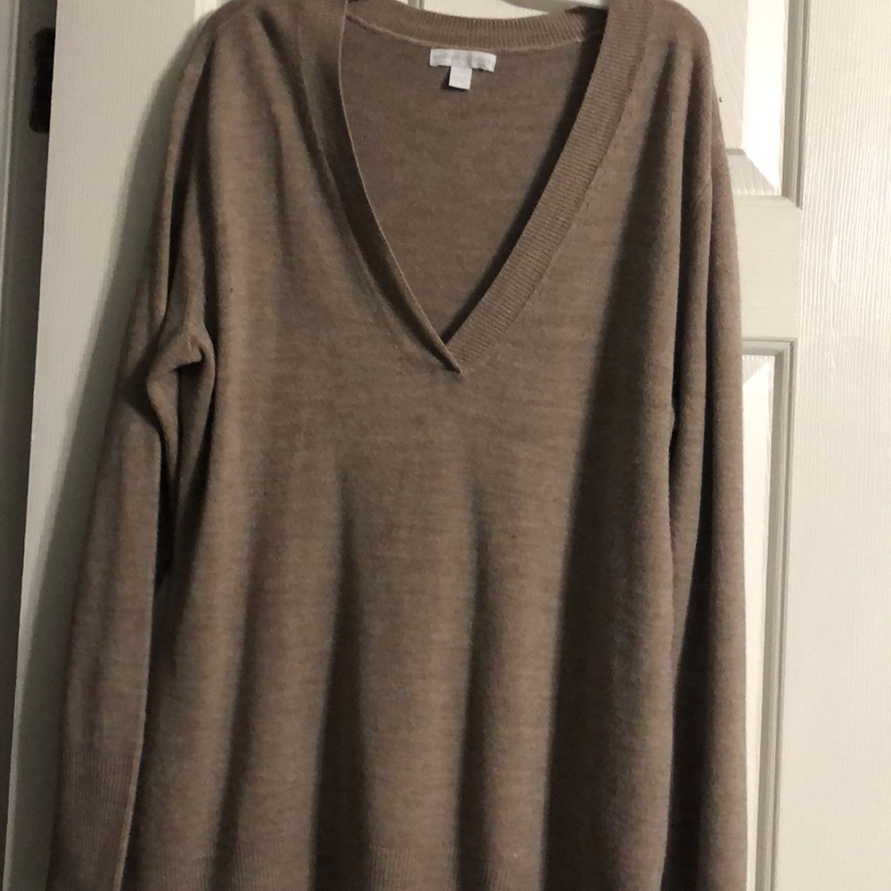 Brown sweater